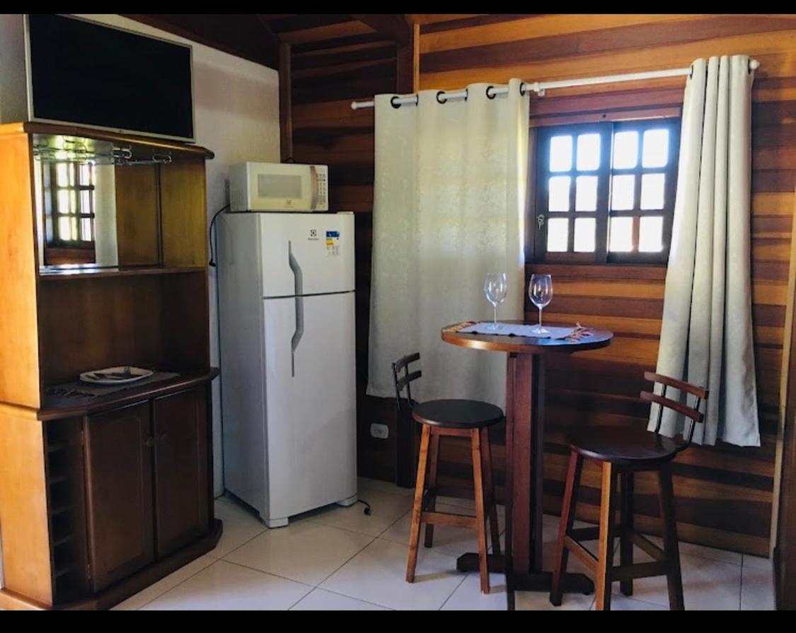 Chale Amanhecer Hotel Santo Antonio do Pinhal Bagian luar foto